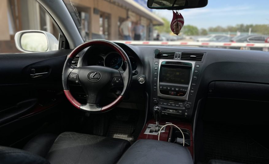 Lexus GS450h