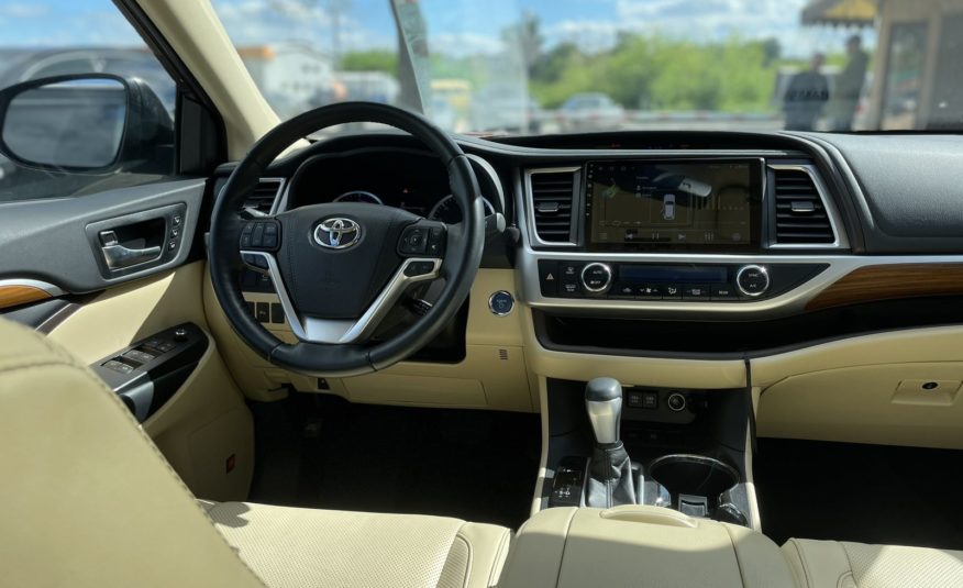 Toyota Highlander Hybrid