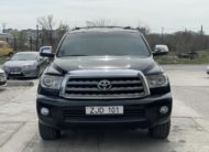 Toyota Sequoia