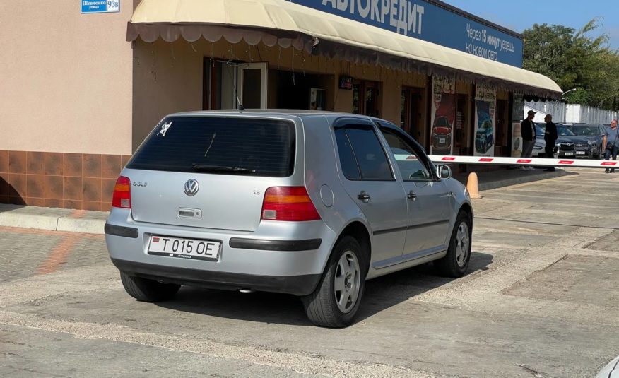 Volkswagen Golf 4