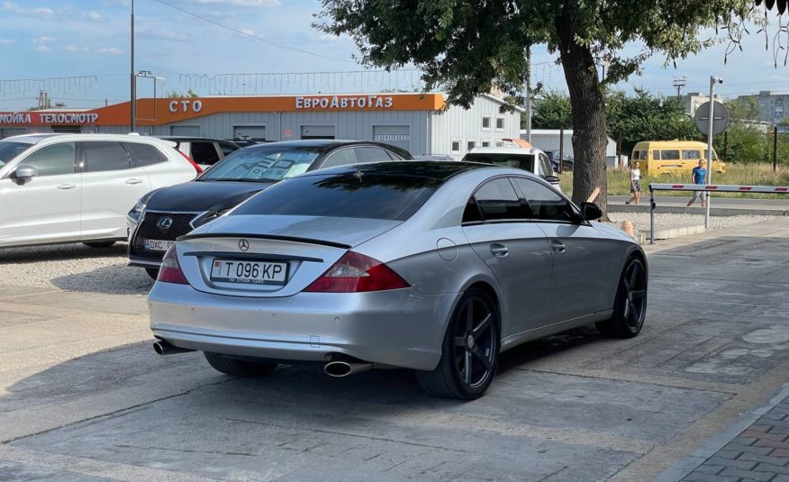 Mercedes-Benz CLS W219