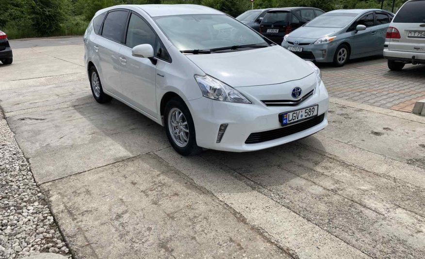 Toyota Prius V Hybrid