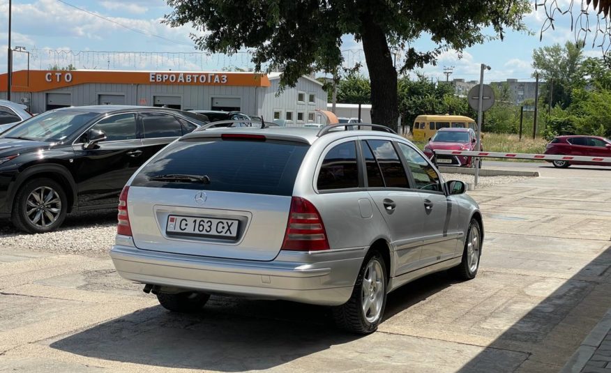 Mercedes Benz C220 CDI