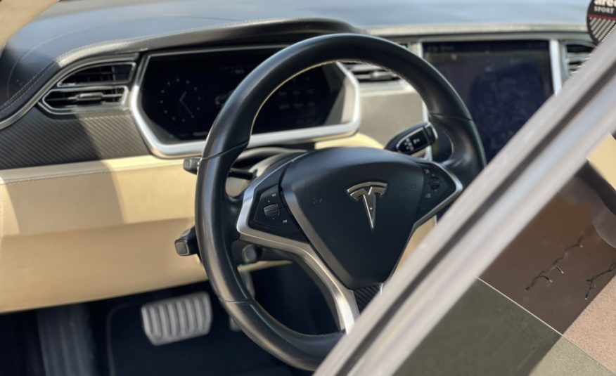 Tesla Model S P85