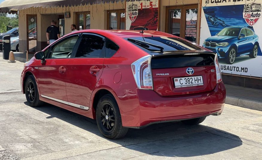 Toyota Prius 30