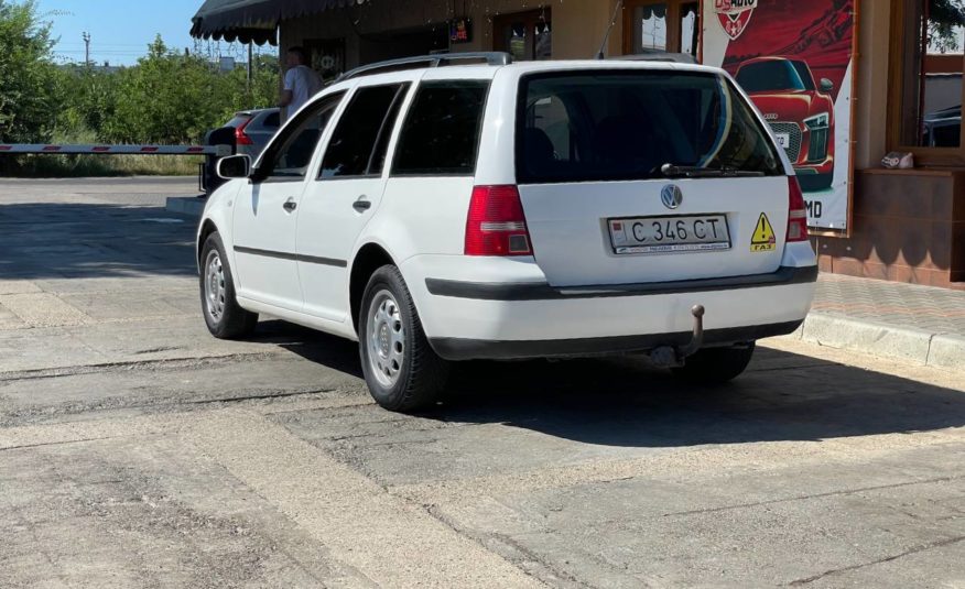 Volkswagen Golf 4