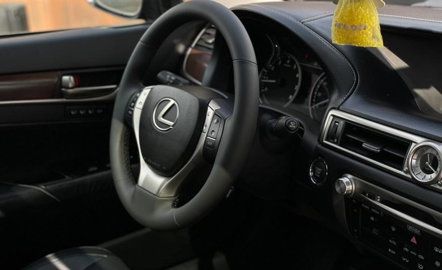 Lexus GS350