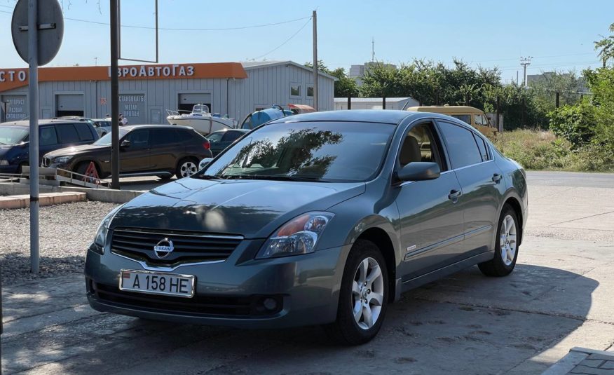 Nissan Altima Hybrid