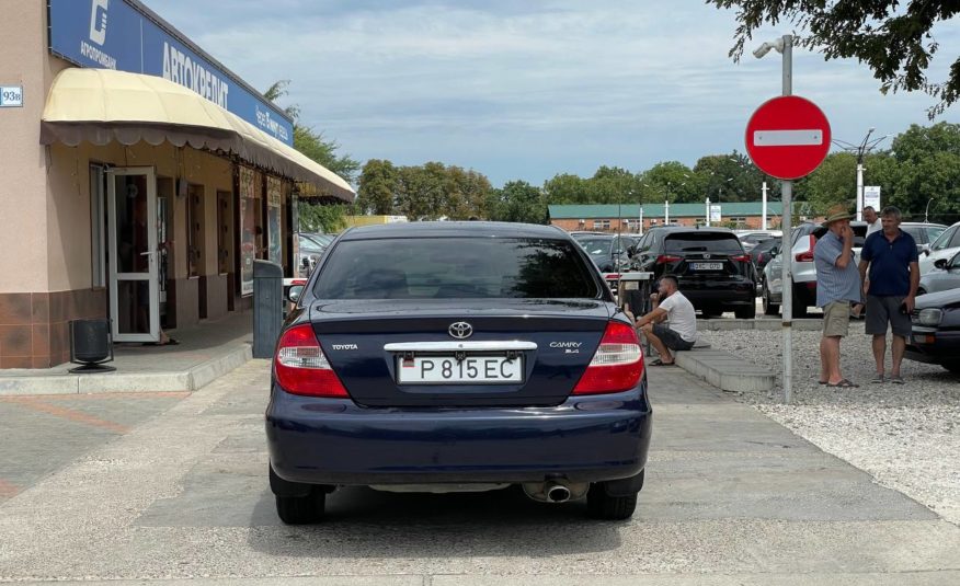 Toyota Camry 30