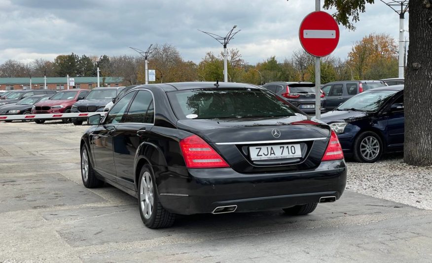 Mercedes Benz S350 W221