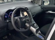 Toyota Auris Hybrid