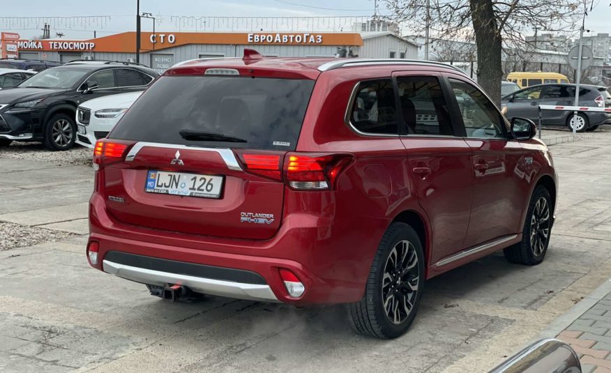 Mitsubishi Outlander Plug-In-Hybrid