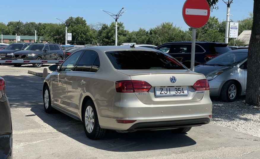 Volkswagen Jetta Hybrid