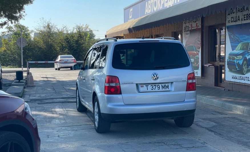 Volkswagen Touran