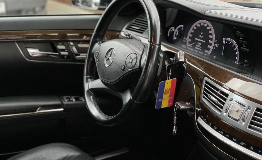 Mercedes Benz S350 W221