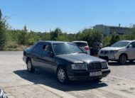 Mercedes Benz W124