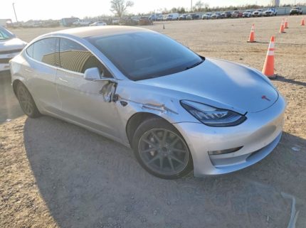 Главная 12 2018 tesla model 3 5yj3e1ea6jf037417 4