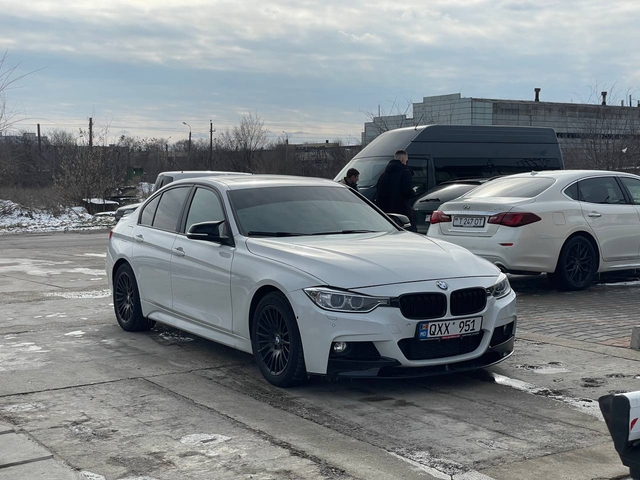 BMW F30 328i xDrive