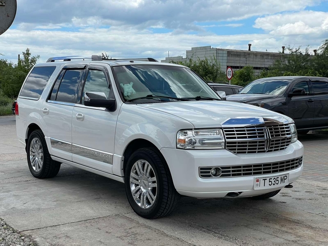 Lincoln Navigator