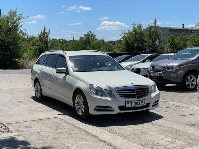 Mercedes Benz E220 W212
