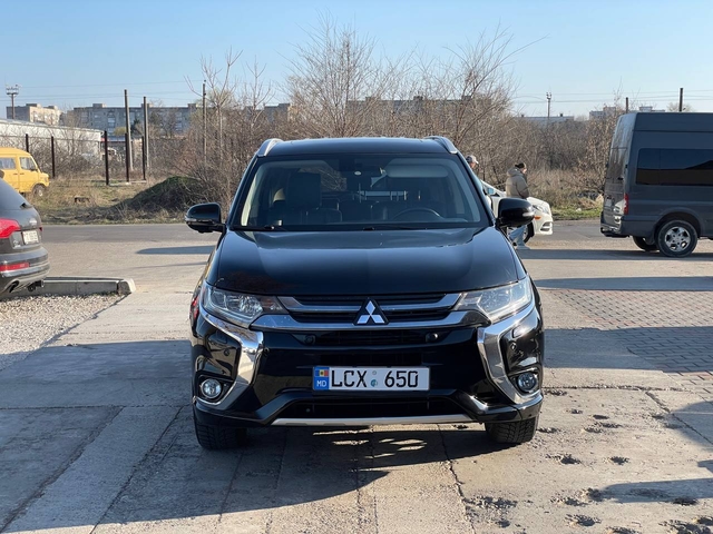 Mitsubishi Outlander Plug-In-Hybrid