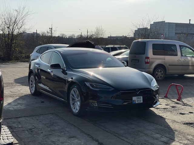 Tesla Model S 100D