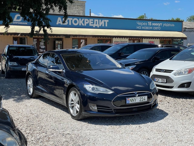 Tesla Model S 60