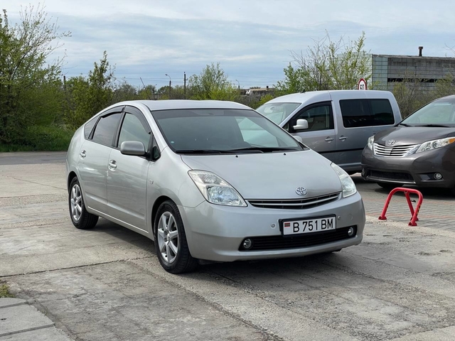 Toyota Prius 20 Hybrid