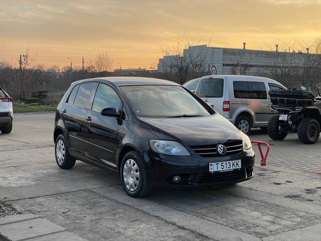 Volkswagen Golf 5+