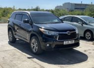 Toyota Highlander 2015