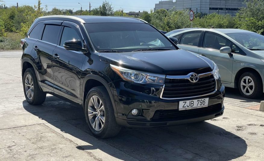 Toyota Highlander 2015