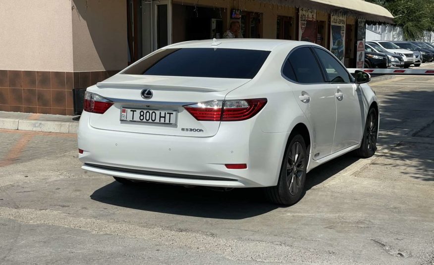 Lexus ES300h