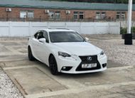 Lexus IS300