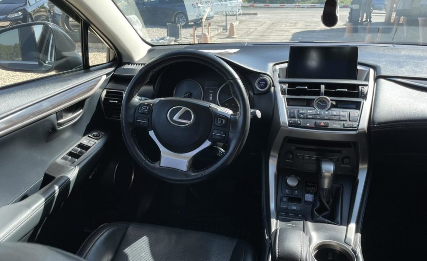 LEXUS NX300Н 2015