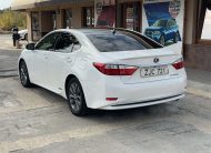 Lexus ES300h