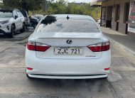 Lexus ES300h