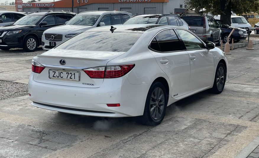 Lexus ES300h