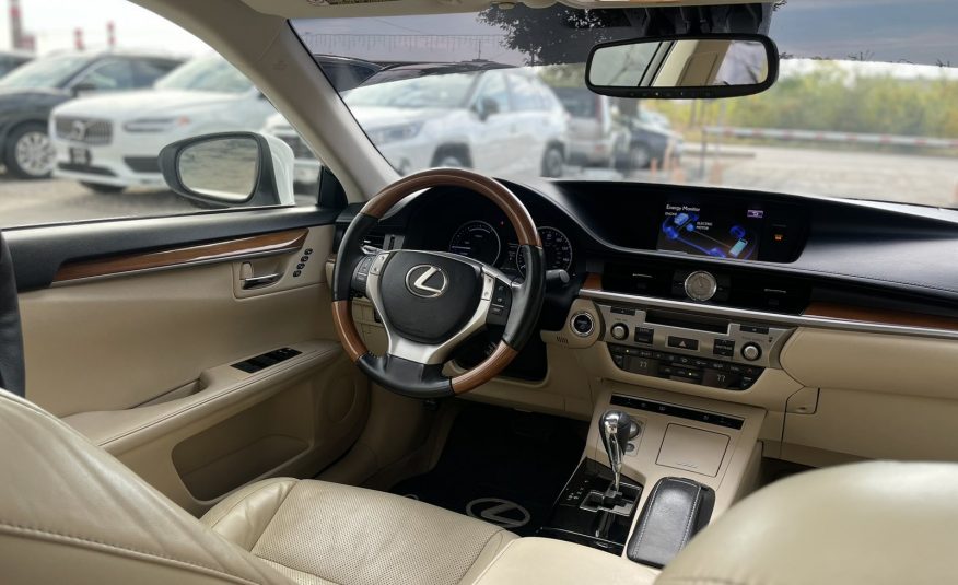 Lexus ES300h