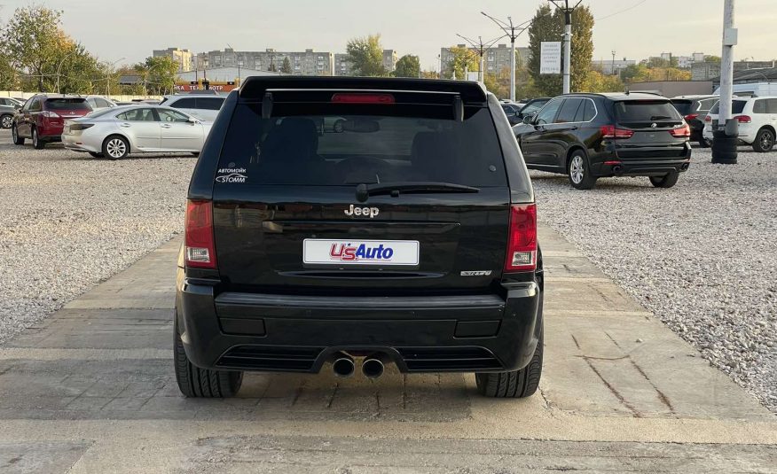 Jeep Grand Cherokee SRT8