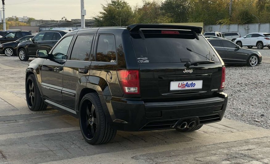 Jeep Grand Cherokee SRT8