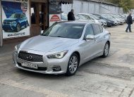 Infiniti Q50 Hybrid