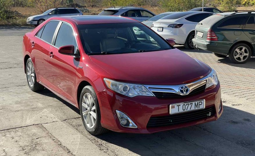 Toyota Camry Hybrid