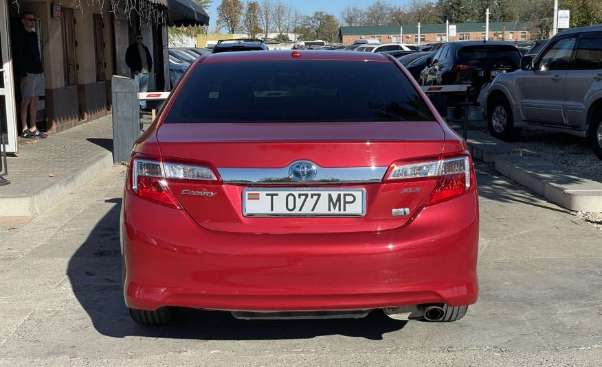 Toyota Camry Hybrid