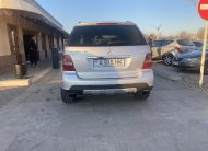 Mercedes Benz ML320