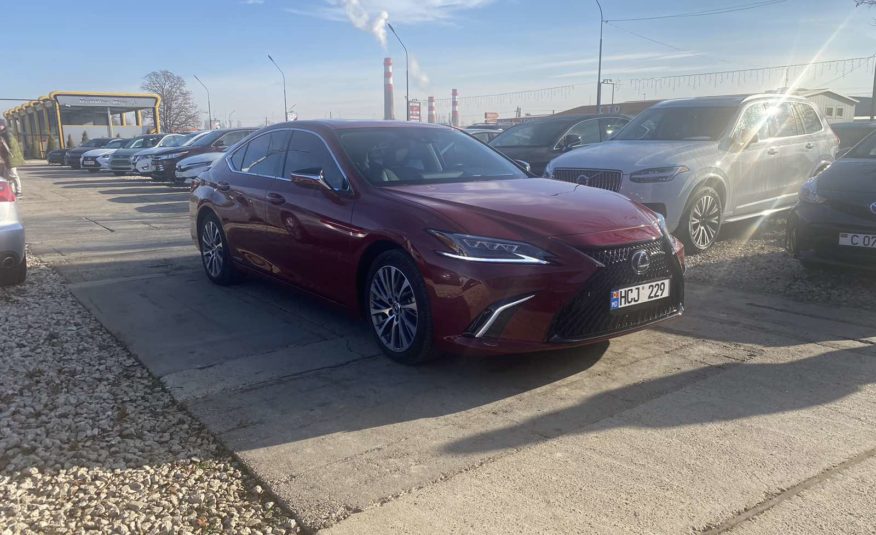 Lexus ES300h