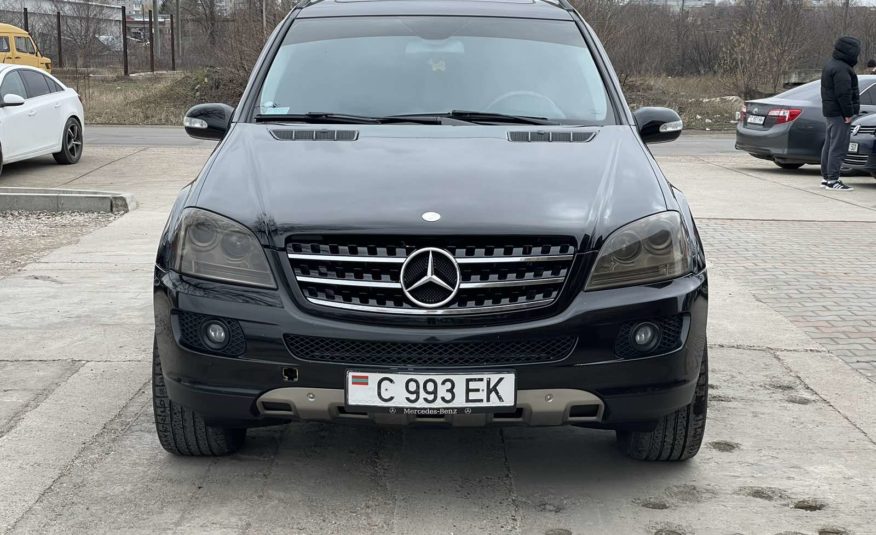 Mercedes Benz ML500 W164