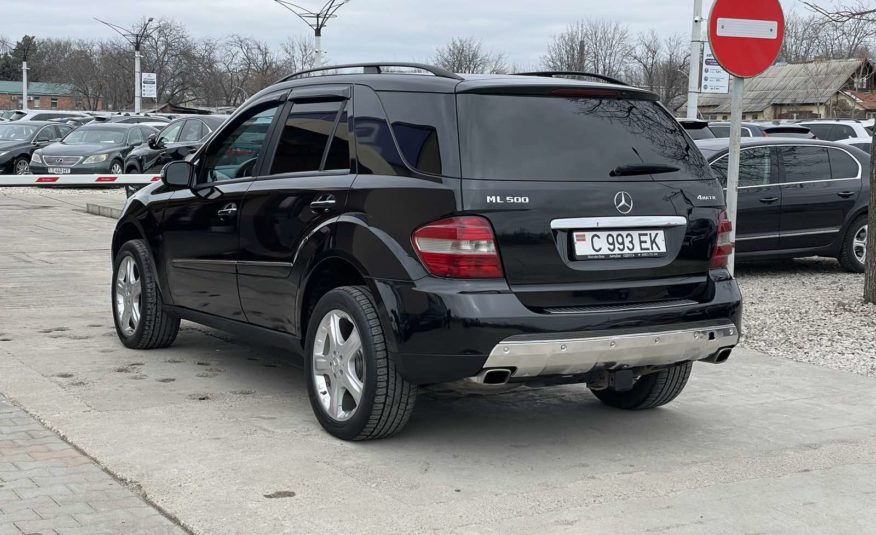 Mercedes Benz ML500 W164