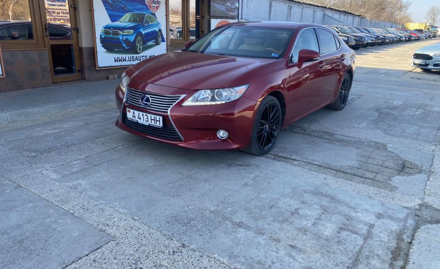 Lexus ES300h