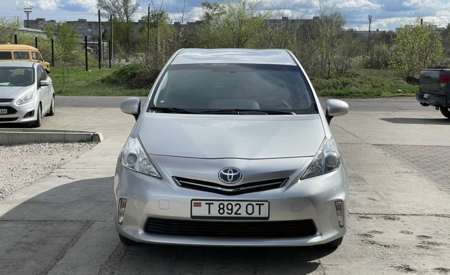 Toyota Prius V HYBRID