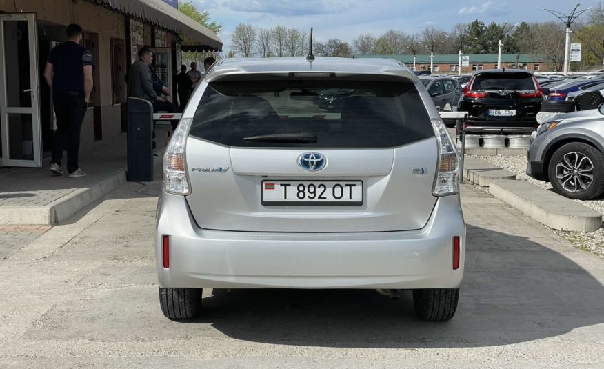 Toyota Prius V HYBRID